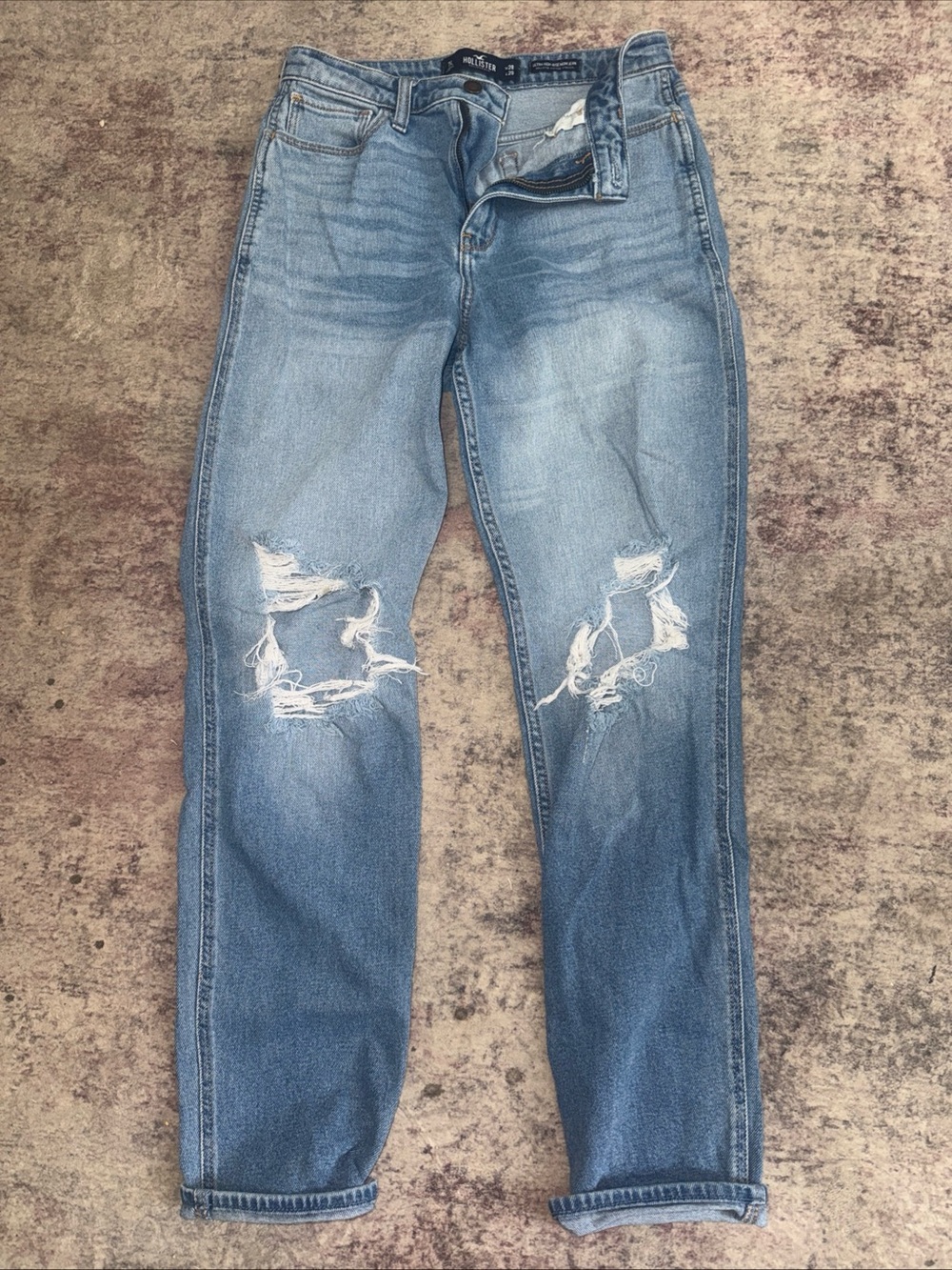Hollister women’s ultra high rise mom jeans